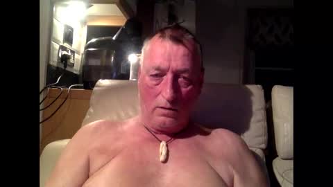 sail_naked online show from December 2025 09:10:02 PM