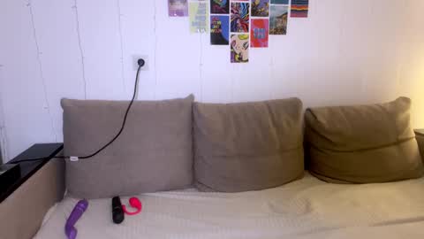 Sofia online show from February 2025 04:48:02 PM