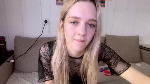 Sofia online show from March 2025 01:59:02 PM