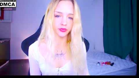 Sofia online show from June 2026 01:39:01 AM