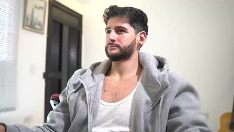 saimon  online show from November 2025 06:51:01 PM