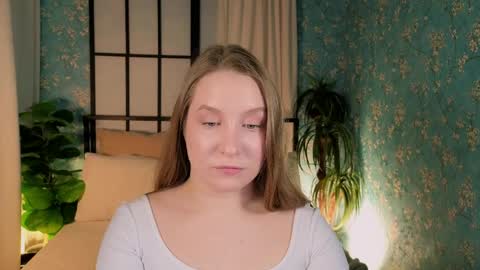 saint__vicious online show from April 2026 08:06:02 PM