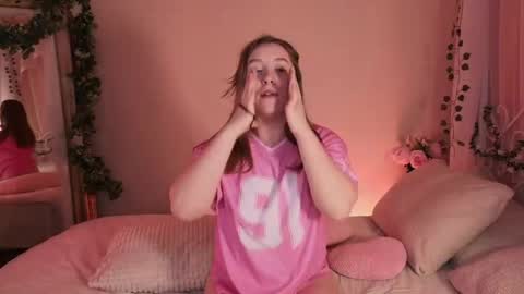 Snapshot of saint_trisha chatting on March 2026 11:09:01 PM Trisha online show from March 2026 11:09:01 PM