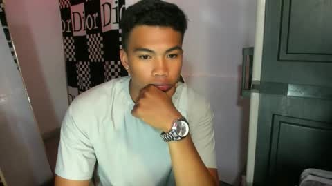 Snapshot of saj_taylor chatting on June 2026 12:18:01 PM Taylor online show from June 2026 12:18:01 PM