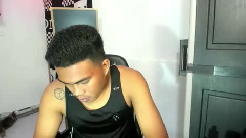 Snapshot of saj_taylor chatting on June 2026 04:04:01 AM Taylor online show from June 2026 04:04:01 AM