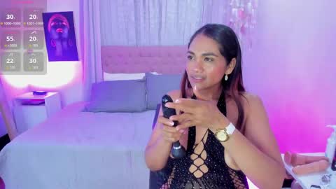 Salura online show from April 2026 08:57:02 PM