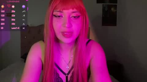 Snapshot of sakuraluna_ chatting on March 2026 11:20:02 PM Luna online show from March 2026 11:20:02 PM