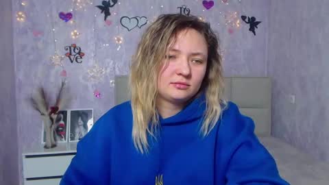 Sally online show from February 2025 08:03:02 PM