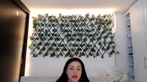 Salome online show from September 2025 02:29:02 PM