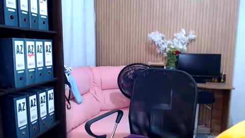 Salome online show from May 2026 08:17:01 PM