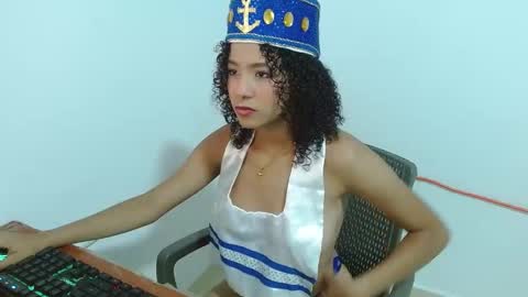 Snapshot of salome_18_big_tits chatting on October 2025 09:05:02 PM salome_18_big_tits online show from October 2025 09:05:02 PM