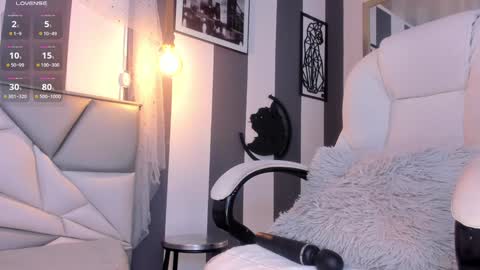 salome__evans online show from December 2024 11:46:01 PM