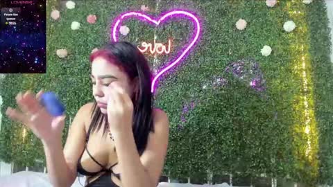 Snapshot of salome_domi chatting on December 2024 08:25:02 PM salome online show from December 2024 08:25:02 PM