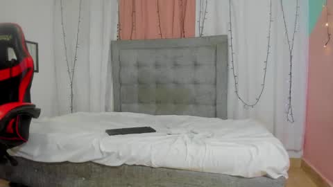 Snapshot of salome_domi chatting on February 2025 12:21:02 AM salome online show from February 2025 12:21:02 AM