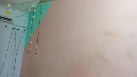 Snapshot of salome_domi chatting on March 2025 07:58:02 PM salome online show from March 2025 07:58:02 PM