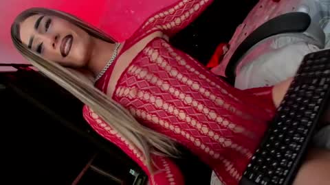 Snapshot of salome_saenz666 chatting on April 2026 05:47:01 AM salome_saenz666 online show from April 2026 05:47:01 AM