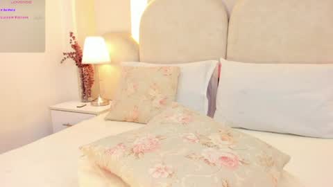   online show from April 2026 08:44:01 PM