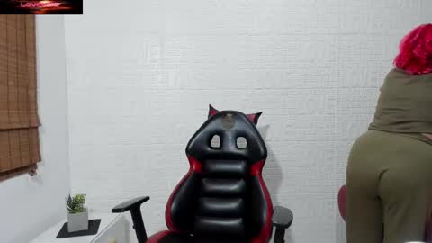 Salomee diazz online show from February 2025 10:00:02 AM