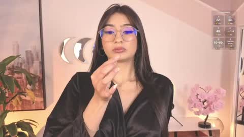 Snapshot of salomee_mon chatting on May 2026 02:13:02 PM Salo online show from May 2026 02:13:02 PM