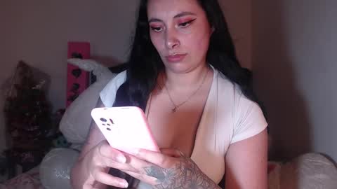 yenny online show from February 2025 04:14:02 AM