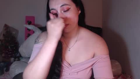 yenny online show from February 2025 04:25:01 AM