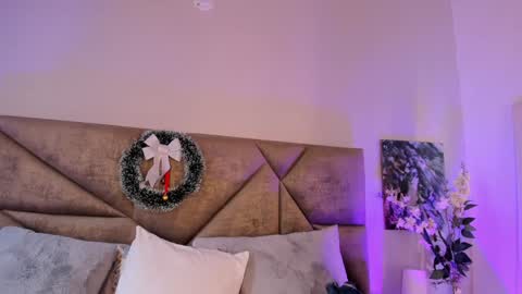 Salome online show from December 2024 06:31:01 PM