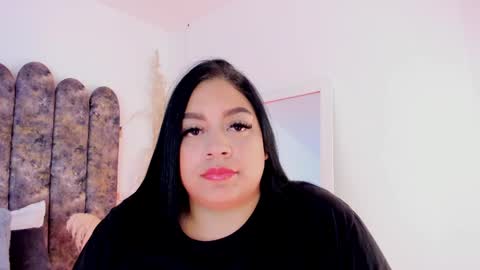 Salome online show from October 2025 11:27:01 PM