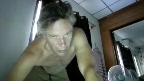 Snapshot of salsapaulus chatting on February 2026 10:45:01 AM salsapaulus online show from February 2026 10:45:01 AM