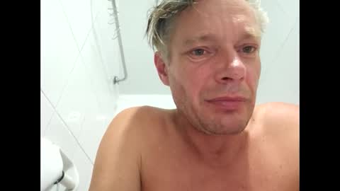 Snapshot of salsapaulus chatting on February 2026 10:36:01 AM salsapaulus online show from February 2026 10:36:01 AM