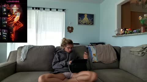 Salty Captain 69  Hat Girl 69 online show from September 2025 01:47:02 PM