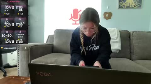 Salty Captain 69  Hat Girl 69 online show from October 2025 01:44:01 PM