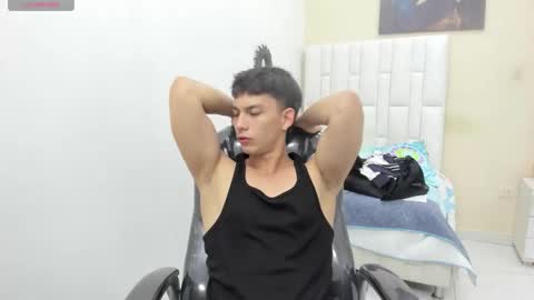 Salvatore online show from November 2025 12:26:01 PM