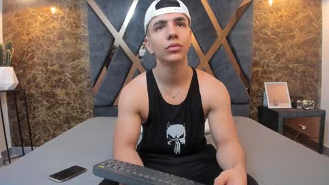 SALVATORE online show from January 2025 11:21:02 AM