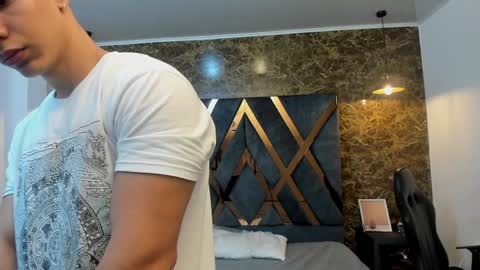 SALVATORE online show from January 2025 11:11:01 AM