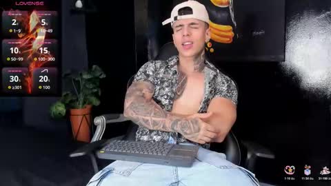 SALVATORE online show from November 2025 05:34:02 PM