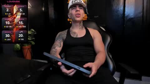 SALVATORE online show from November 2025 06:30:01 PM