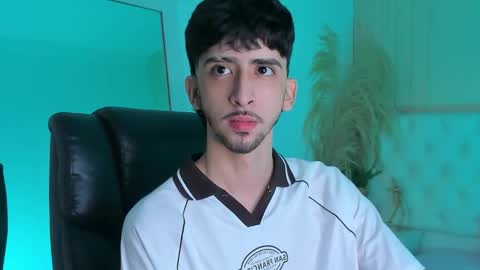 Snapshot of salvatore_monterey chatting on September 2025 09:06:02 PM salvatore online show from September 2025 09:06:02 PM