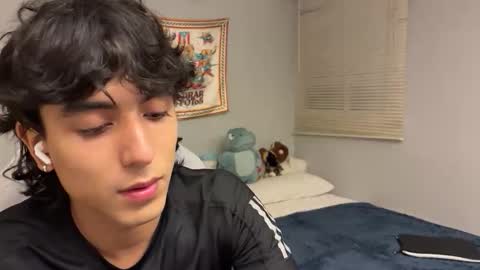 salvatore_montt online show from February 2026 04:17:01 AM