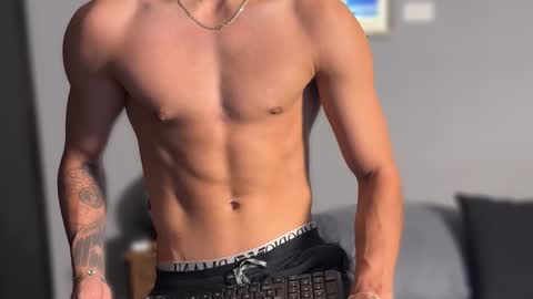 Salvatore online show from March 2026 05:08:02 AM