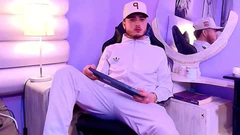  Salvatore online show from February 2026 07:50:02 PM