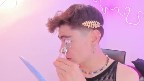 Sam Clark online show from November 2025 03:28:02 AM