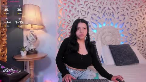 Snapshot of sam_collinss_ chatting on November 2025 07:57:02 PM Sam online show from November 2025 07:57:02 PM