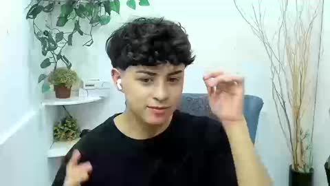 Snapshot of sam_daves_ chatting on March 2026 03:05:02 PM Sam online show from March 2026 03:05:02 PM