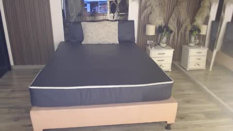 SAM MANSON online show from March 2026 12:12:02 PM