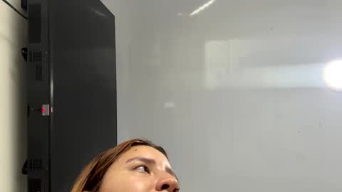 Samantha Roberts online show from February 2026 12:28:01 AM