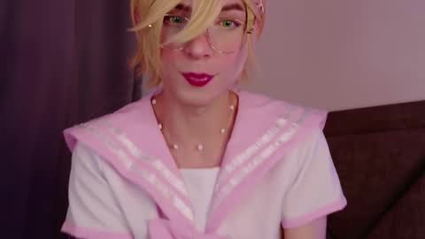 Snapshot of sam_russo chatting on March 2025 06:06:02 AM Sam online show from March 2025 06:06:02 AM