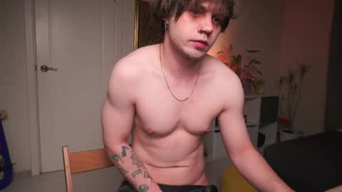 Snapshot of sam_w__ chatting on March 2026 10:15:01 PM Sam online show from March 2026 10:15:01 PM