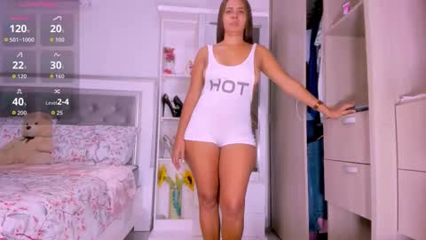 carolina online show from September 2025 01:38:02 AM