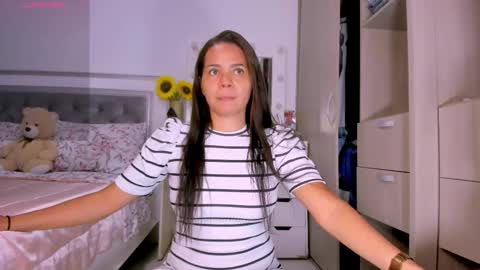 Snapshot of samanta_65 chatting on December 2025 03:13:02 AM carolina online show from December 2025 03:13:02 AM