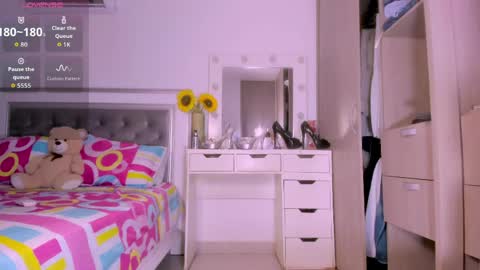 carolina online show from April 2026 04:46:01 AM